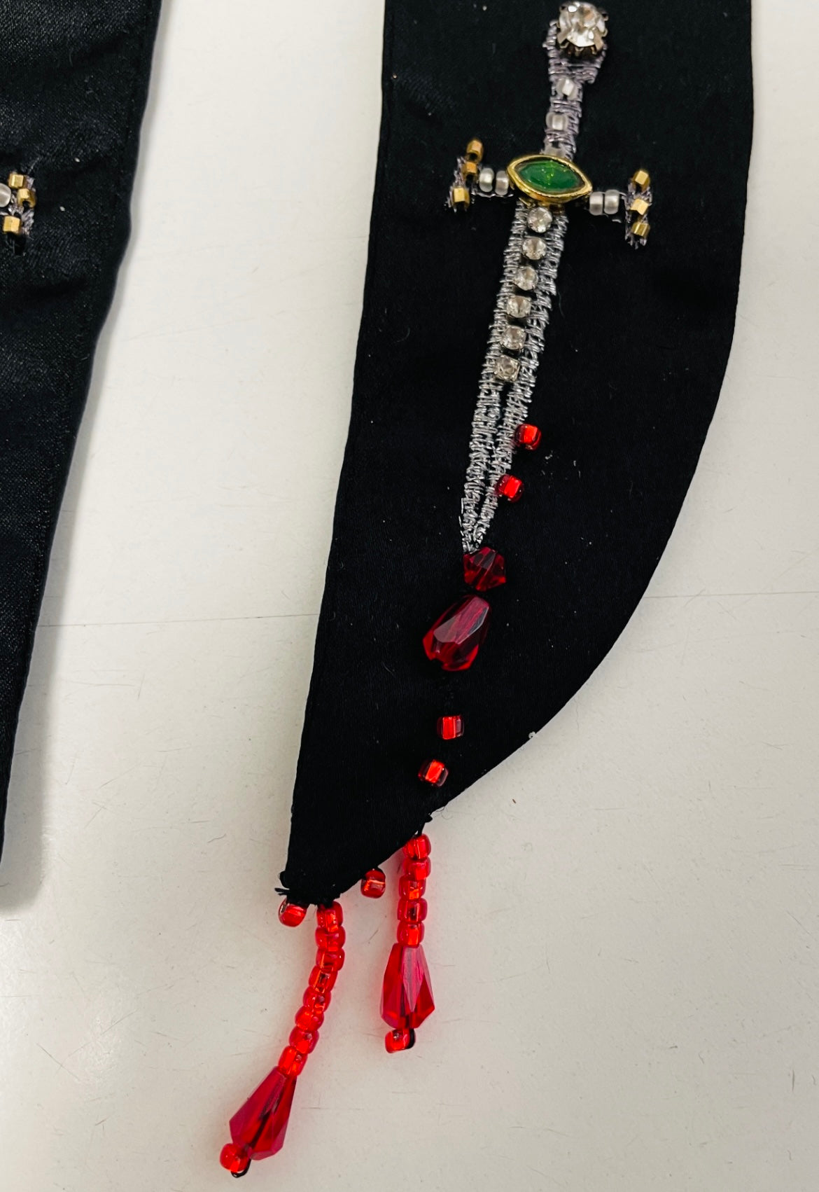 Silk Jealous Lovers Dagger Clip Tie