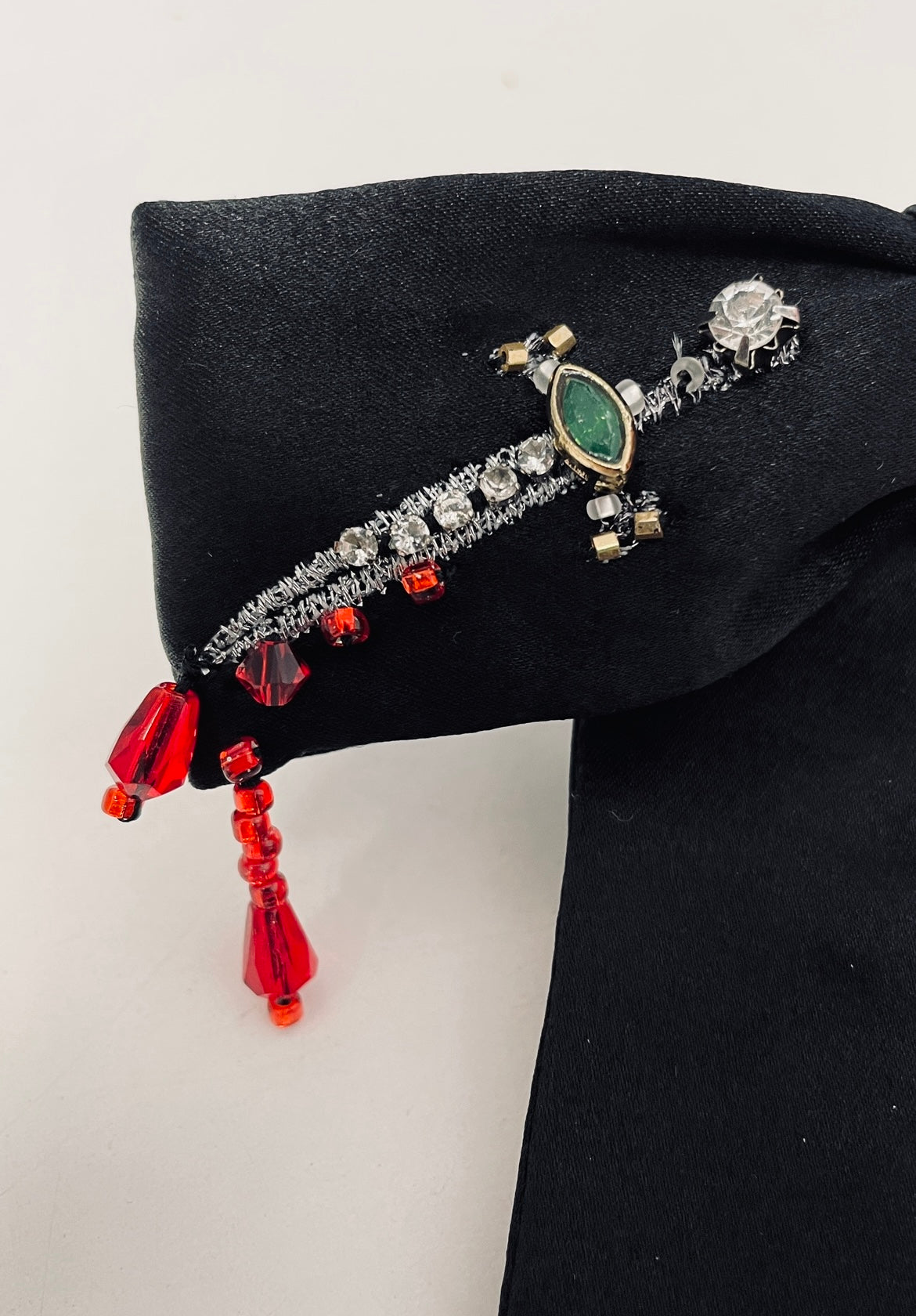 Silk Jealous Lovers Dagger Clip Tie